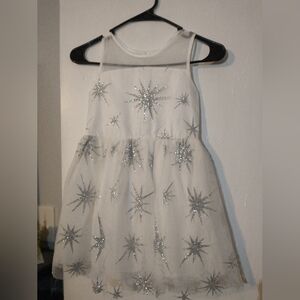 White dress for little girl size 6